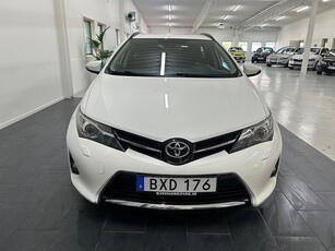 Toyota Auris Touring 2.0 D-4D SUPERDEAL 6,95% / BACKKAMERA