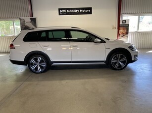 Volkswagen Golf Alltrack 1.8 TSI 4Motion Värmare / Drag