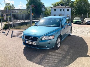 Volvo S40 1.8 MOMENTUM / DRAG / 15100Mil