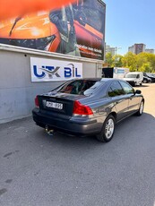 Volvo S60 2.5T AWD Business Nybesiktigad/Dragkrok