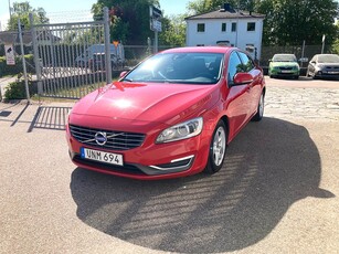 Volvo S60 D4 181HK MOMENTUM / AUTOMAT / NAVI / VOC