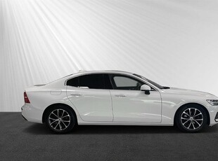 Volvo S60 T4 Momentum Advanced Edition