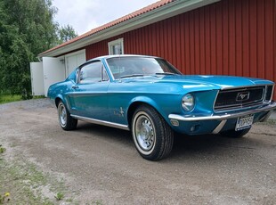 Ford MustangFastback 302 1968, Sportkupé