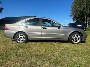 Mercedes-Benz C 180 Kompressor -04 (Räntefritt 959kr/mån)