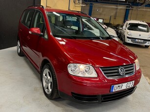 Volkswagen Touran 2.0 TDI Trendline 7-sits Drag