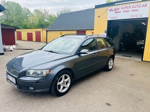 Volvo V50 2.4 Kinetic Euro 4/besiktigat/ny kamrem/servad/AC