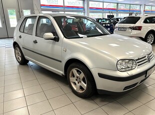 Volkswagen Golf5-dörrar 1.6, Besiktad, 2 brukare, Drag 2000, Halvkombi