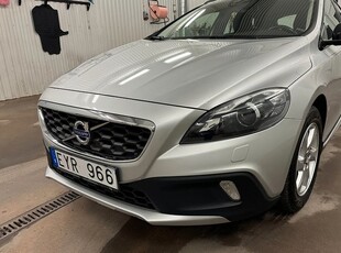 Volvo V40Cross Country D4 5-CYL Drag Kamera 2013, Kombi