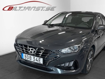 Hyundai i301.0 T-GDI DCT MHEV Essential pkt Drag Motorvärma 2022, Halvkombi