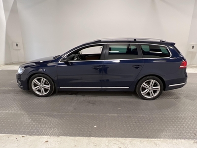 Volkswagen Passat 4M 2.0 TDI 177hk R-Line Skinn D-värm Drag