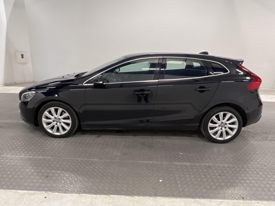 Volvo V40 D3 Momentum VOC Värmare City Safety 0,38l/mil