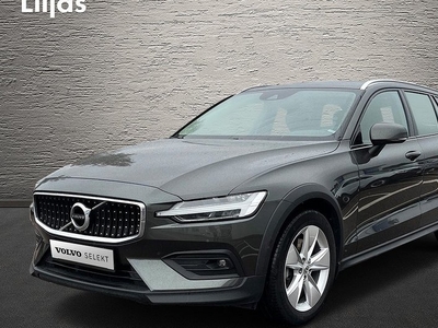 Volvo V60Cross Country B4 AWD D Adv NaviP Edt Dragkrok 2022, Kombi