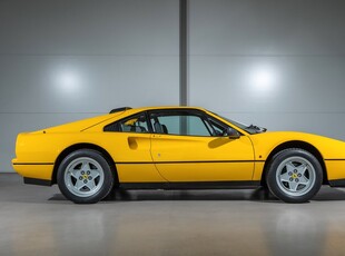 Ferrari 328 GTB - Giallo Fly - 20,613 km