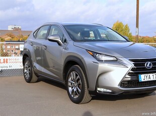 Lexus NX 300h AWD 181hk Business Line S/V-hjul Drag