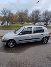 Renault Clio 5-dörrars Halvkombi 1.4.Kamrem bytt vid 15000mil