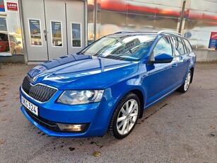 Skoda Octavia Kombi 2.0 TDI 4x4 Premium, NAV, 1ägare, Drag