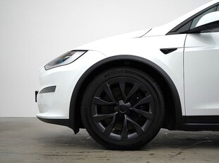 Tesla Model X 100 kWh AWD Raven / 670 hk / Yoke / 7-sits