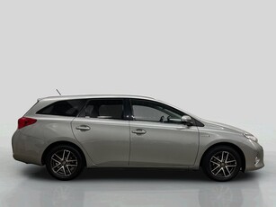 Toyota Auris Touring Sports Hybrid e-CVT Edition Feel 136hk