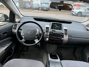 Toyota Prius 1.5 VVT-i + 3CM CVT Euro 4