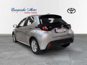 Toyota Yaris 1,5 HSD / Active / P-sensorer / Nybilsgaranti!