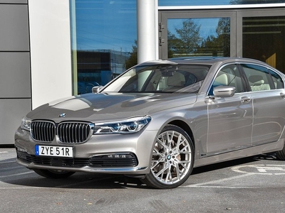 BMW 750Li xDrive Innovation Välvårdad 2015, Sedan