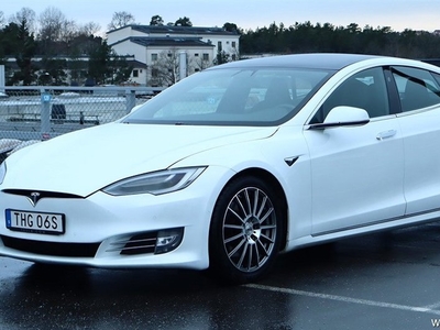 Tesla Model SLong Range AWD S V-hjul Glastak 2020, Sedan