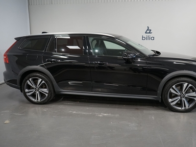 Volvo V60 Cross Country B4 AWD