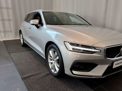 Volvo V60B4 Diesel Momentum Advanced SE 2021, Kombi