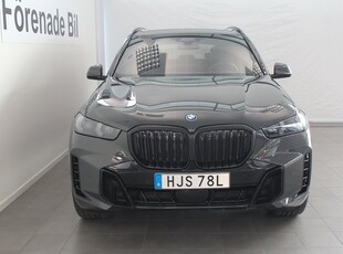 BMW X5 xDrive50e M Sport H/K Drag Panorama Komfort Acess