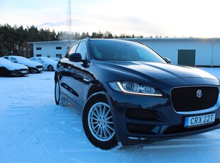 Jaguar F-Pace 20d AWD, motor+turbo nytt, nybes, skinn+drag