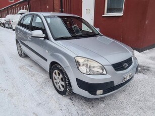 Kia Rio 1.4 , Automat