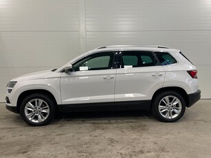 Skoda Karoq 150 TSI Style Adventure Läder Kamera B-värmare 2021 150hk