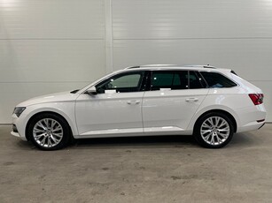 Skoda Superb iV Kombi 1.4 Business Adv Pano Kamera Värmare 2021 218hk