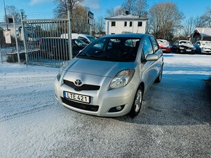 Toyota Yaris 1.33 VVT-i 100HK 5D / 10400Mil / EN ÄGARE