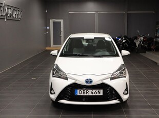 Toyota Yaris Hybrid e-CVT Active Automa/B-kamera/5300Mil