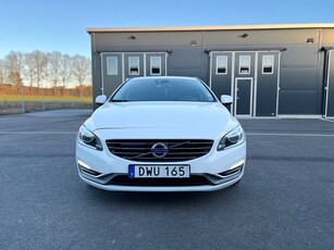 Volvo V60 D4 Geartronic Momentum Euro 6, Kamrem bytt