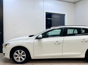 Volvo V60 D4 Momentum Taklucka/Drag/Värmare/GPS/VOC/Rattvärme