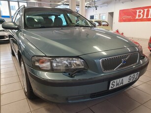 Volvo V70 2.4 Euro 4 NYBESIKTIGAD en ägare sen ny