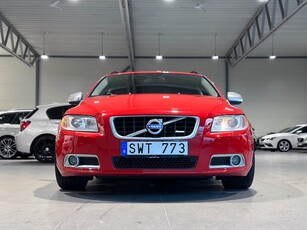 Volvo V70 T4 Momentum R-Design 19' Xenon Skinn