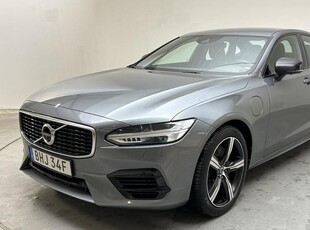 Volvo S90T8 AWD Twin Engine 2020, Sedan