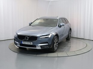 Volvo V90 Cross Country