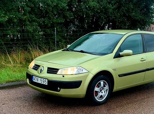 Renault Mégane 5-d 1.6 - 