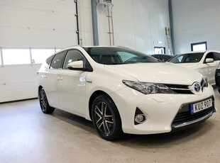 Toyota Auris TS Hybrid e-CVT Edition Feel B-Kamera 136hk