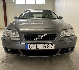 Volvo V70 2.4 Classic, R-front, R-fälgar, Automat, Nybes