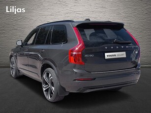 Volvo XC90 Recharge T8 Ultimate Dark Edition.