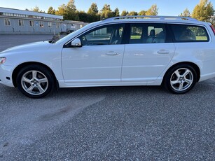 Volvo V70 2.5T Flexifuel DRIVe Geartronic Summum, En ägare