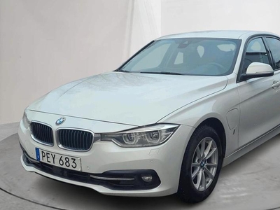 BMW 330e Sedan, F30 2017, Sedan