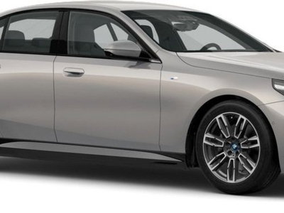 BMW 530e sDrive 2024, Sedan