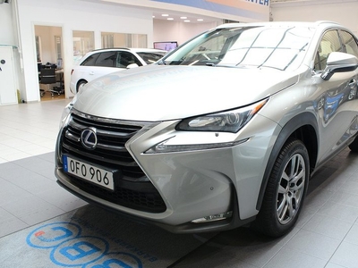 Lexus NX300h AWD 2.5 Business BKamera Skinn 2016, SUV