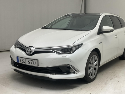 Toyota Auris 1.8 HSD Touring Sports (99hk)